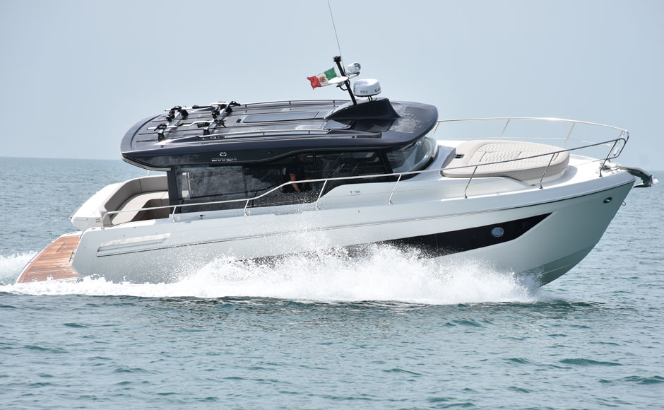 Cranchi T36 Crossover